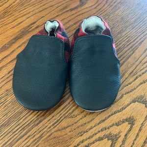 New. Baby leather moccasins